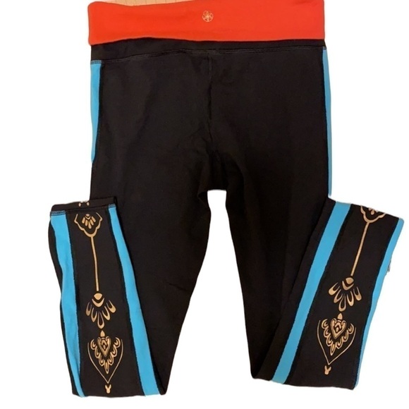 Gaiam Yoga Leggings/pants W’s Small with heel cut outs - Picture 1 of 11